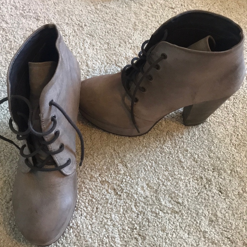 Steve Madden chunky heels